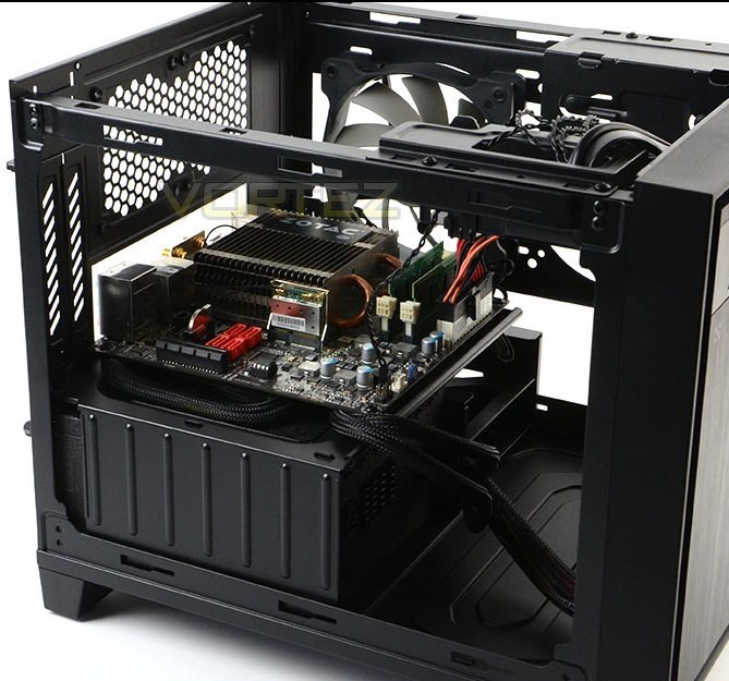 CORSAIR-3.jpg